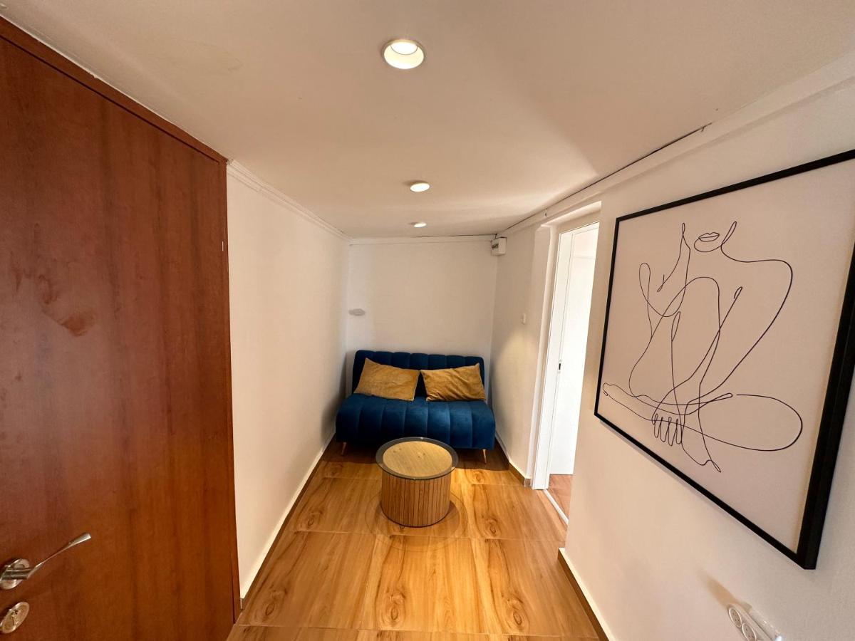 Theodor Apartments By Gamtiza Tel Aviv Esterno foto
